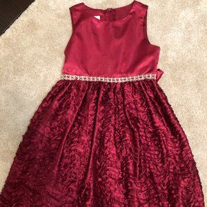 Beautiful ruffled red dress!